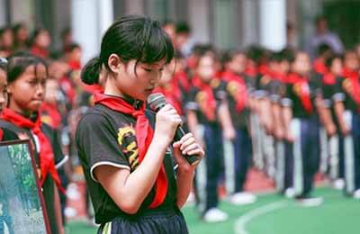 篮球老将如何通过瑜伽提升柔韧性_1
